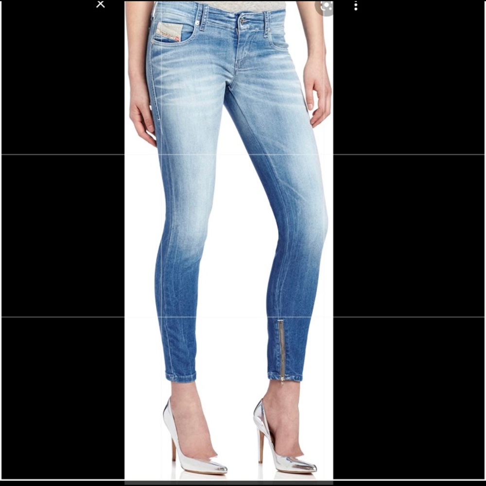 Diesel Size 25 Grupee-Zip stretch jeans